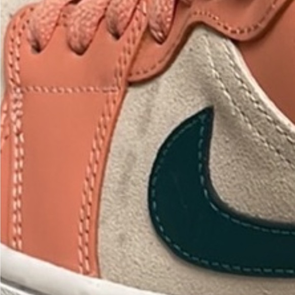 Air Jordan 1 Low Sneakers Sneakers Size 7 - Picture 7 of 7